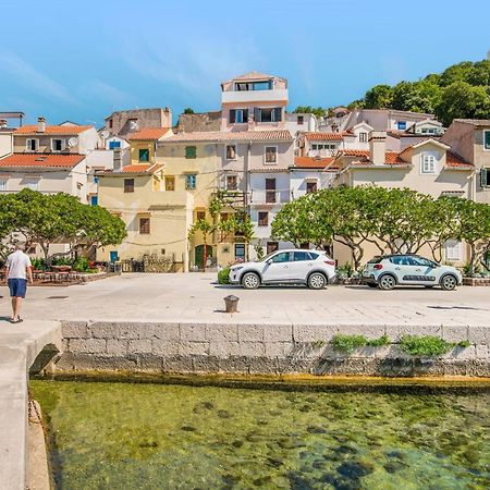 2 Bedroom Gorgeous Home In Baska Exterior foto